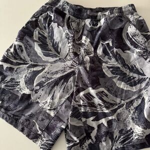 lululemon athletica Black and Gray Athletic Shorts pace breaker large L